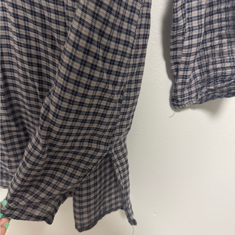 Zara Basic V-Neck Buttoned Flannel - image 5